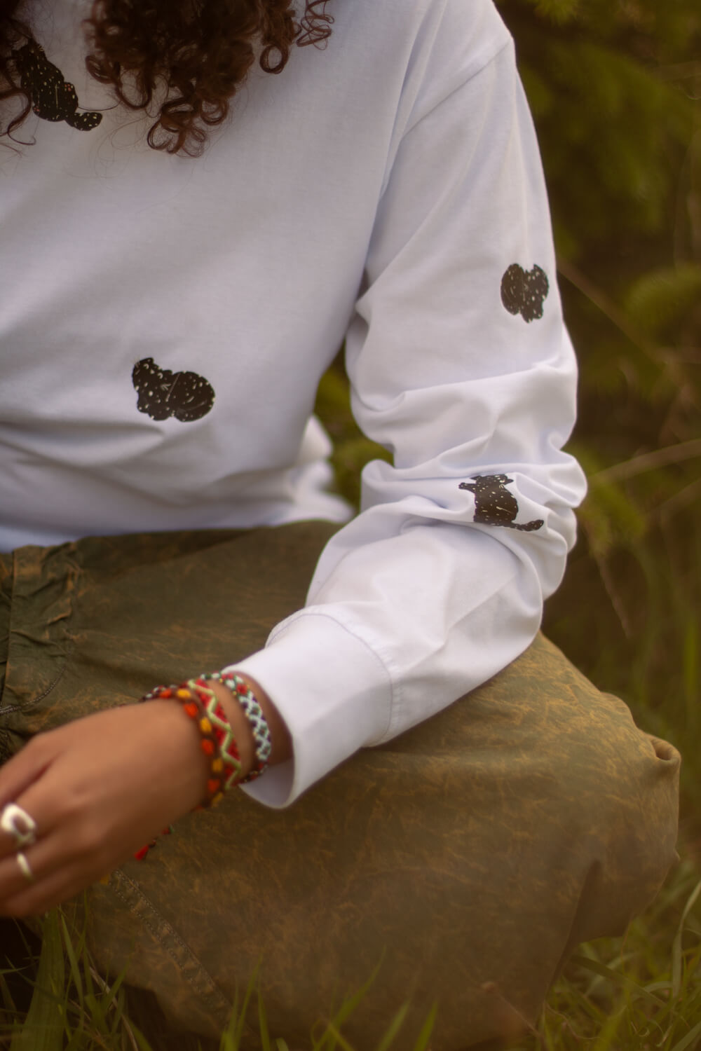 Snowy cats oversized top