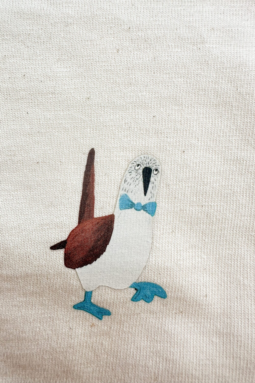 Mini March T-shirt, row of 3