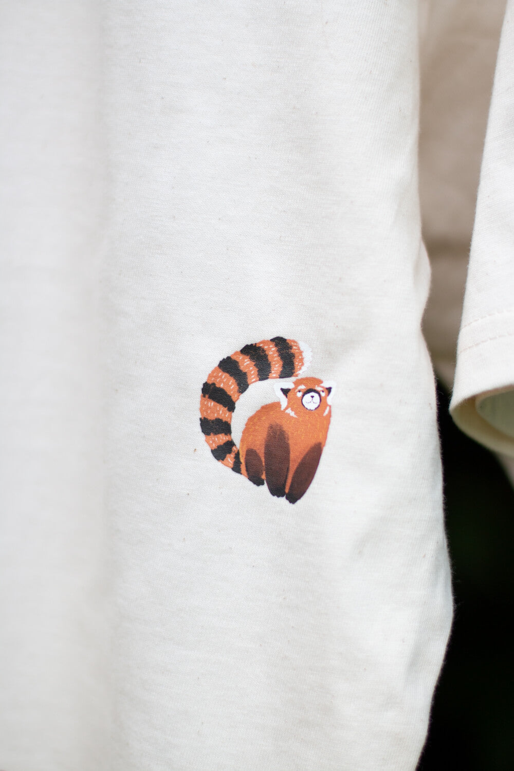 Mini March T-shirt, row of 3